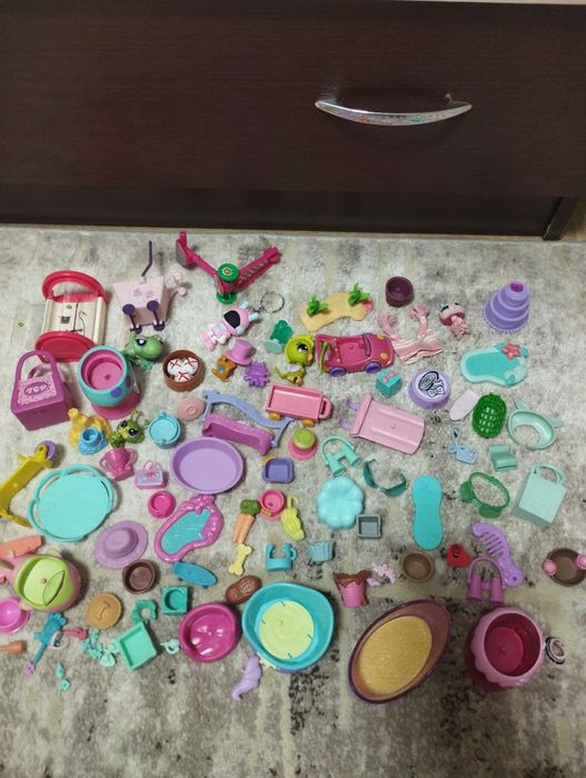 Лпс, фігурки, будиночки, lps, гірка