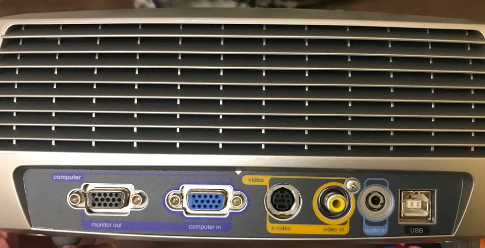 InFocus ScreenPlay 4800 Projector --> Lamp Burned Out64729682227969124