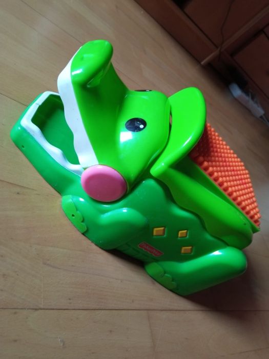 Krokodyl Fisher Price