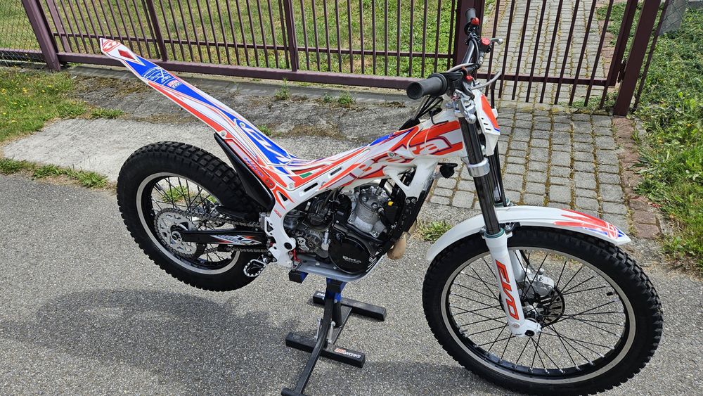 Trial Beta EVO Factory 250
Rok
