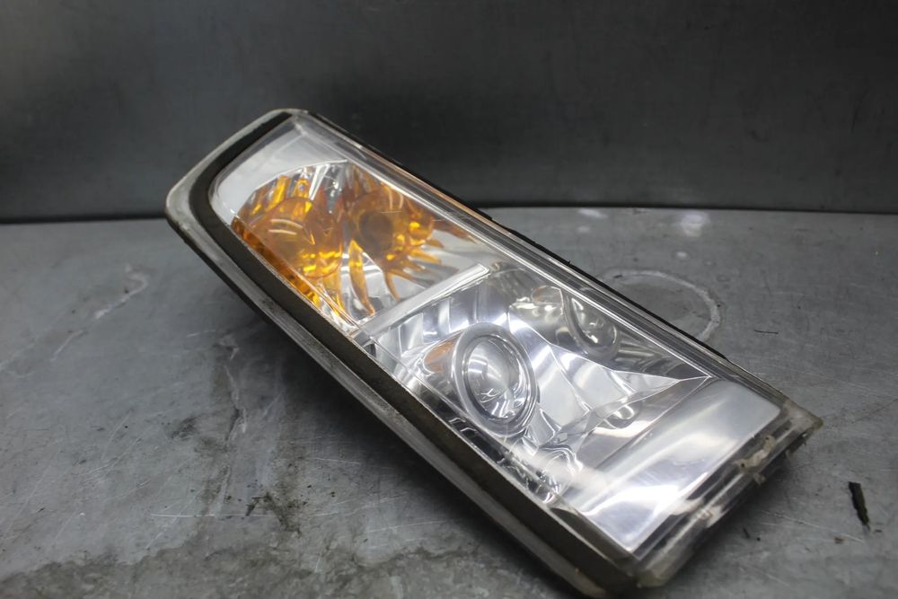 Aprilia Atlantic 500 02r Kierunkowskaz kierunek przód przedni prawy