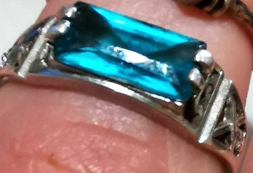 Серебрянное старое кольцо