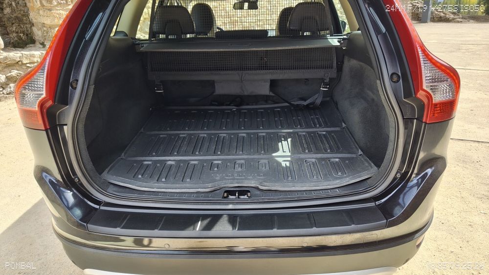 Volvo XC60 2.0 D4 163CV R-Design 1 DONO