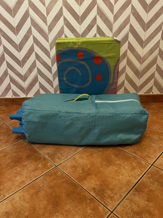 Cama de bebé portatil, com colchão