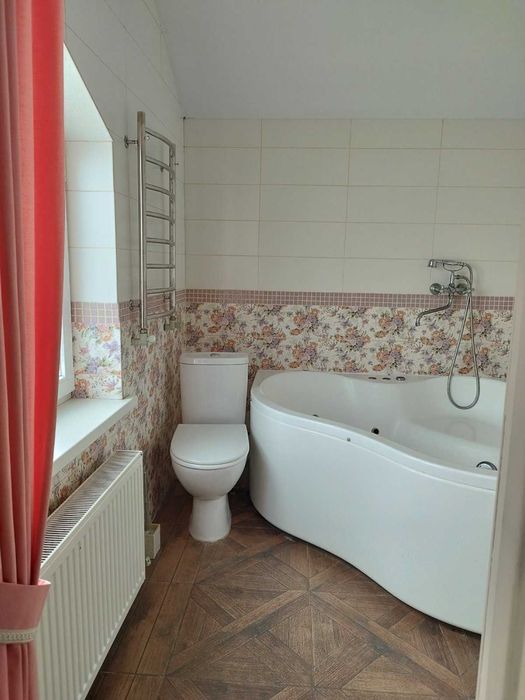 Будинок, Буча, вул. Виноградна