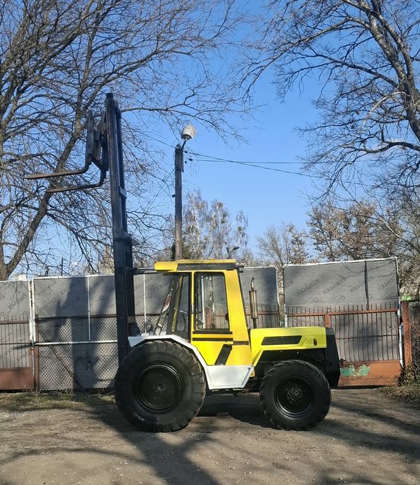 Wozek widłowy terenowy omfort 4x4 super stan
