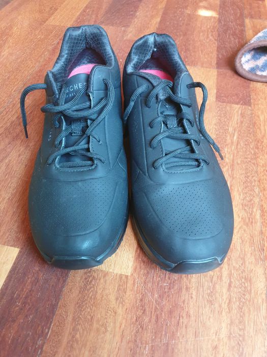 Кросівки 42р.SKECHERS оригінал з Америки