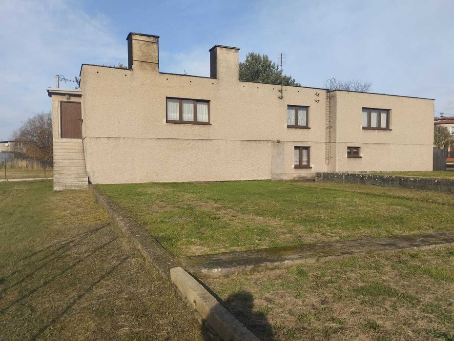 Dom z działkami budowlanymi, przystosowany na działalność gospodarczą