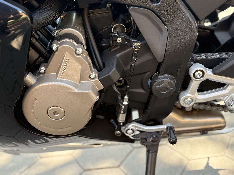 Мотоцикл CFMOTO 500SR VOOM