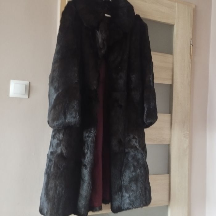 Futro długie z brązowego królika rozmiar 44