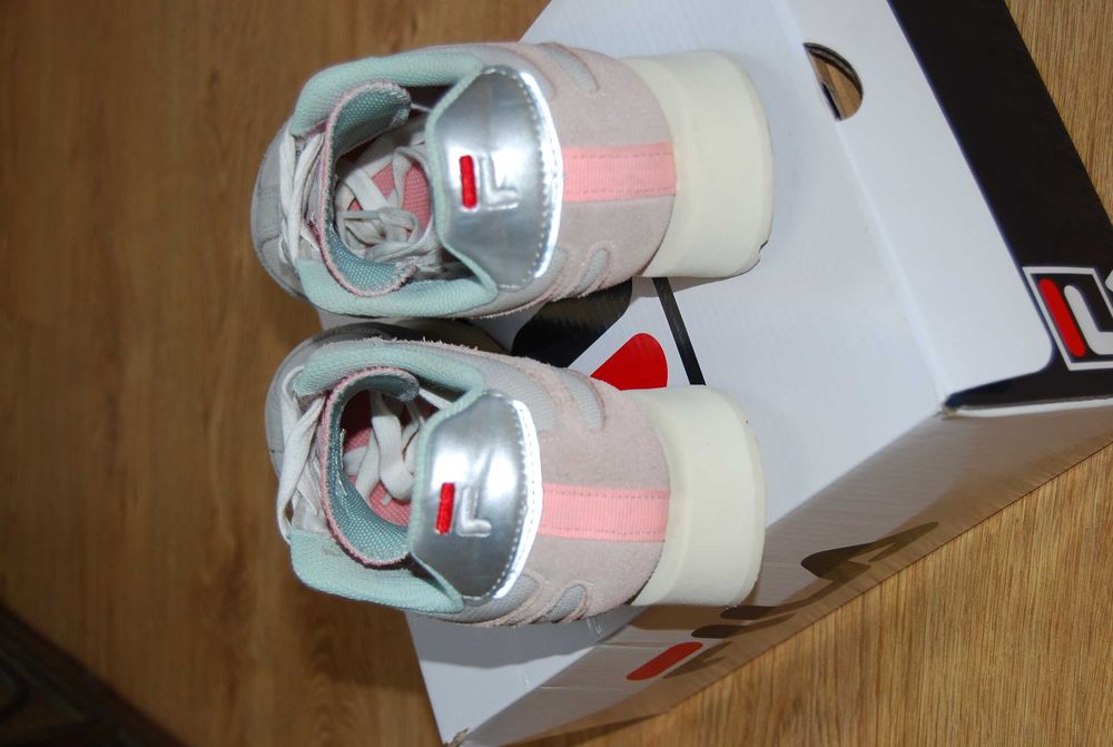 Sneakersy niskie Fila 38