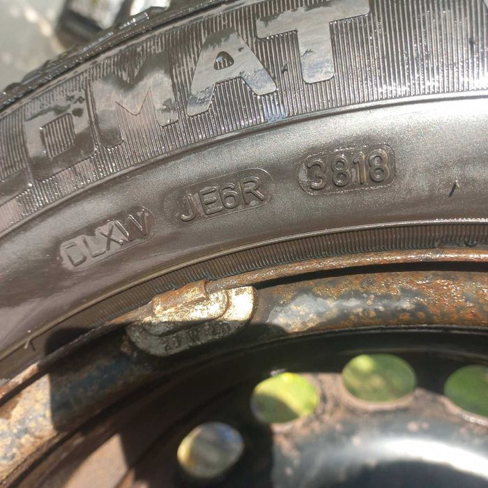 Зимові шини колеса R16 з дисками