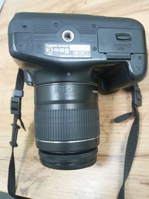 Продам фотоапарат Canon eos 1100d