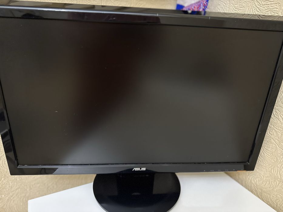 Монітор в системник