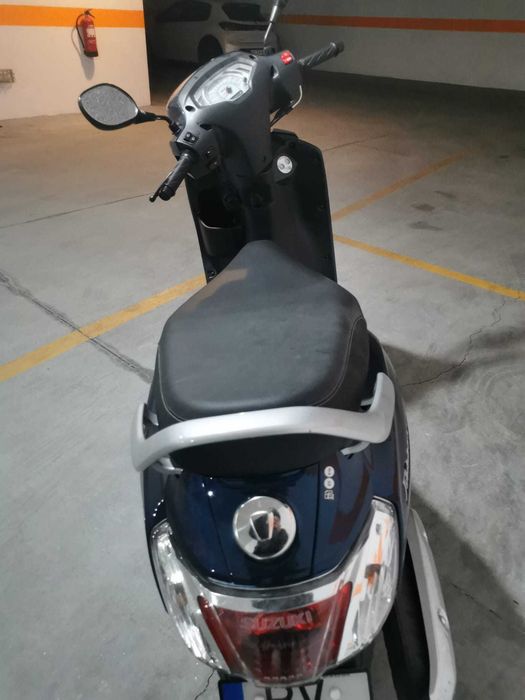 Suzuki Address 125 Azul