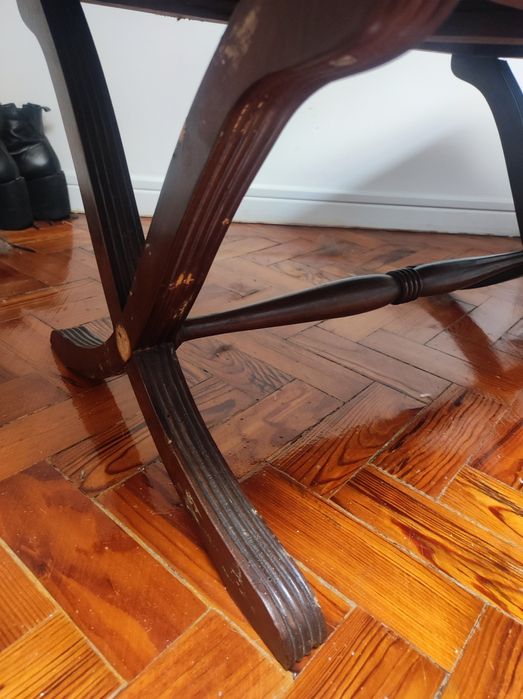 Mesa de centro antiga