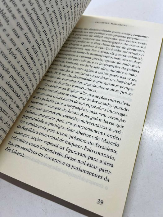 Livro - Do Pântano Não Se Sai a Nado (ctt editorial grátis)