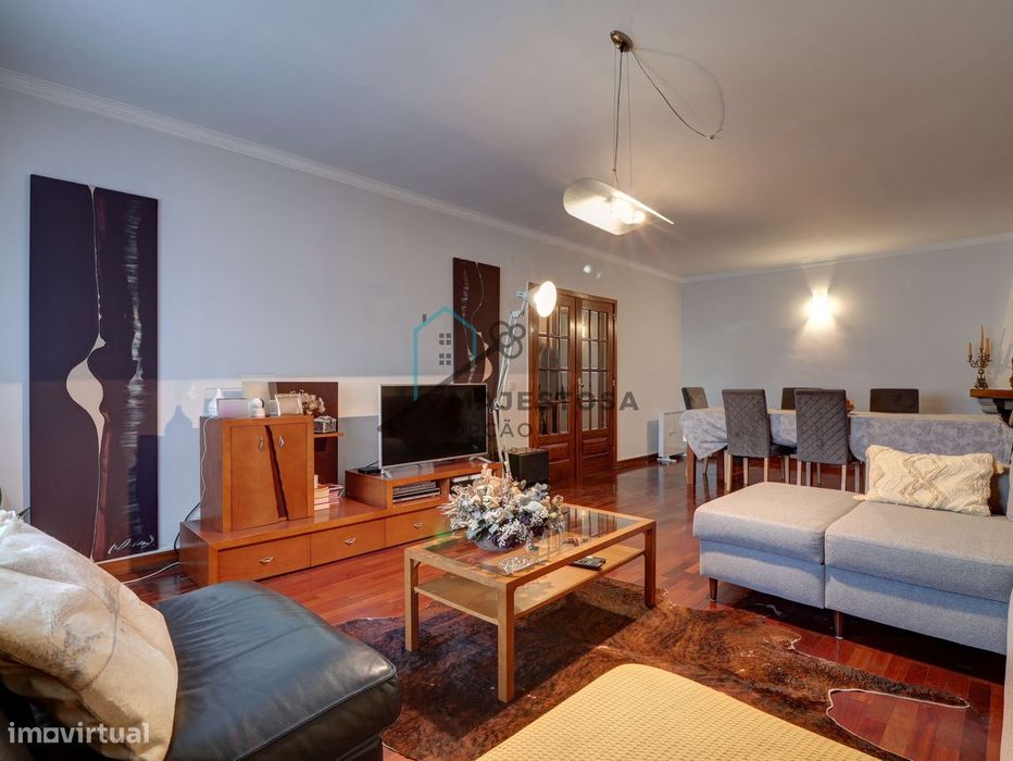 Apartamento T3 com Excelente Localização — São Vicente, Braga