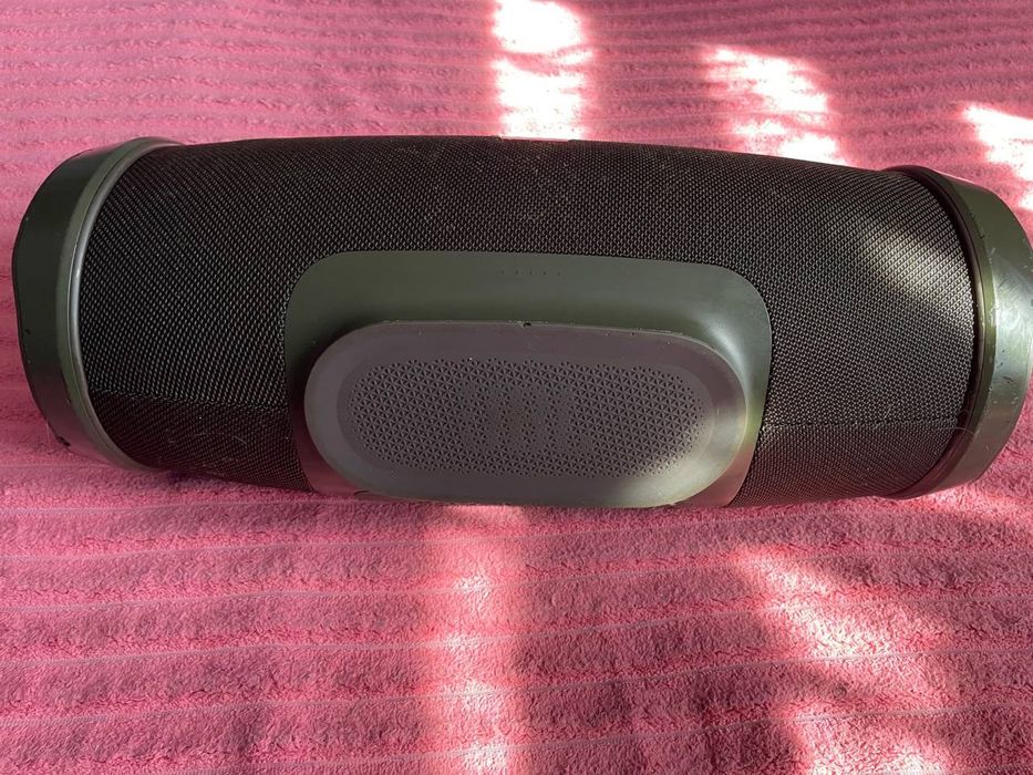 Колонка JBL Boombox