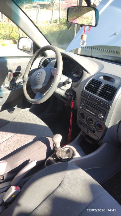 Hyundai accent 1.3