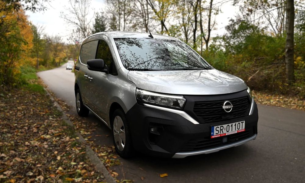 Nissan Townstar  Asystenci led przód i tył 2x parktronic, kamera