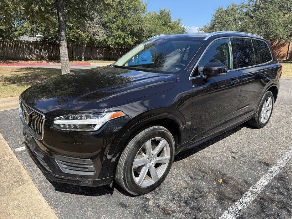 Volvo XC90 T5 Momentum      2022