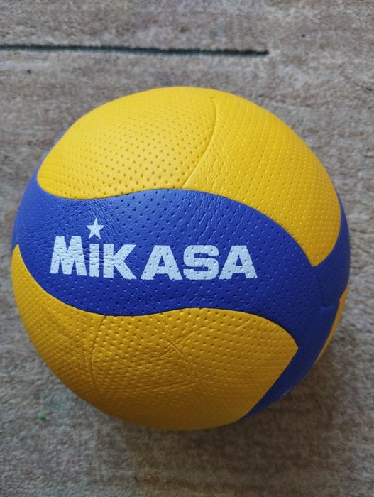 Продам волейбольный мяч Mikasa v300w