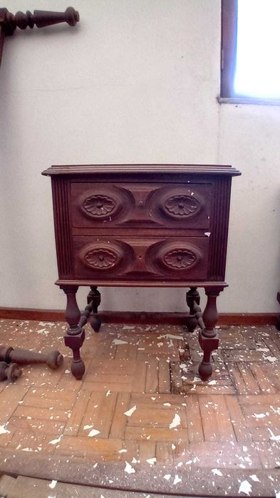 Mobília de quarto completa - Madeira de cerejeira