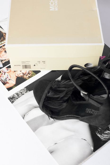 MICHAEL KORS ОРИГІНАЛ. Нові жіночі босоніжки на каблуку чорні замшеві