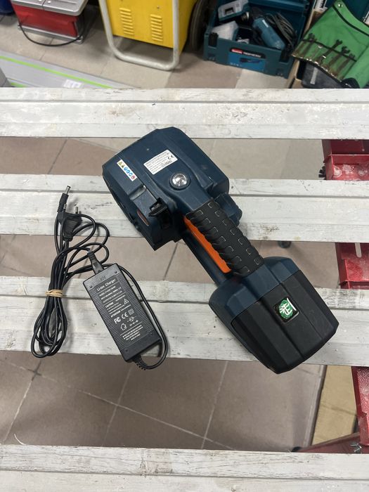 Устройство для обвязки грузов ЛАСТИКОВЫМИ ЛЕНТАМИ YOUNGSUN JDC-13