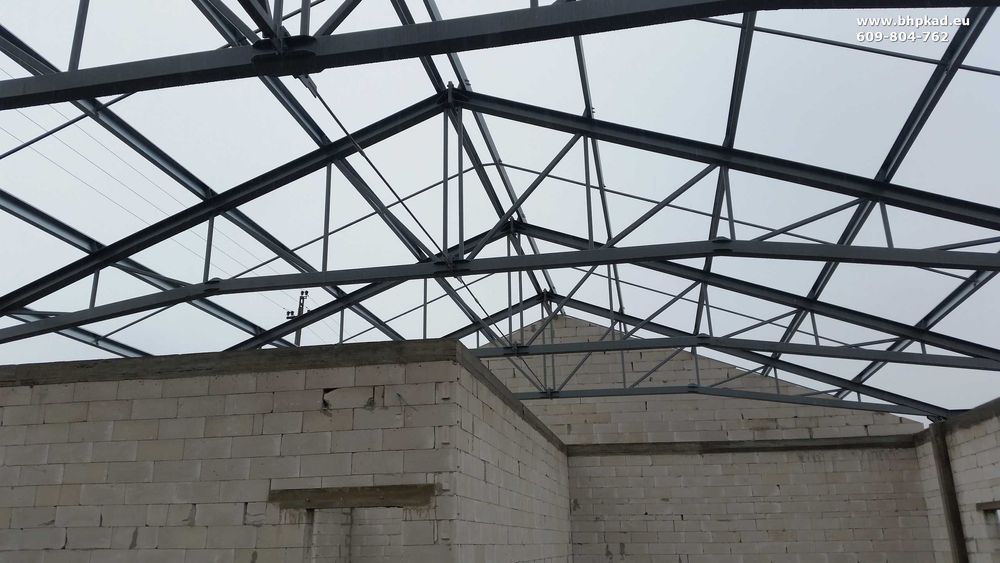 Wiązary dachowe. 16x50m. Dach stalowy. BHP KAD.