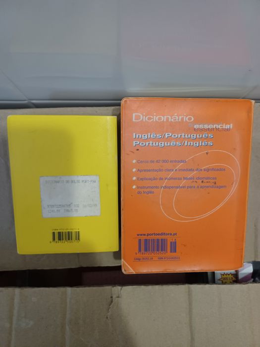 Various Dictionaries425860462879057925