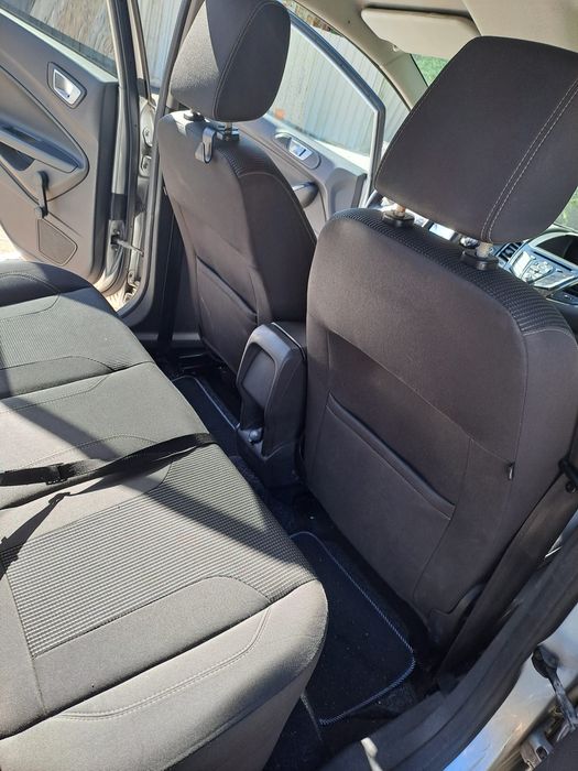Ford Fiesta 1.5tdci  Titanium 2015 — photo 4
