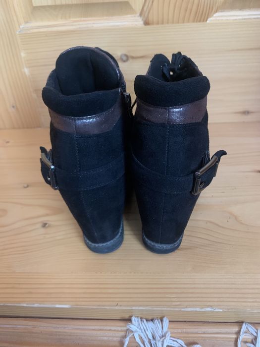 Ботінки замшеві 38 р.