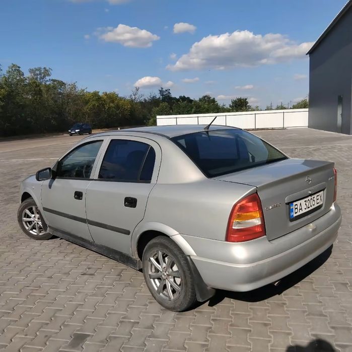 Продам опель астра
