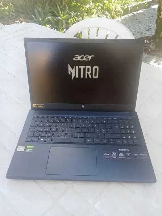 portatil gaming acer nitro V15 - Ryzen 5 7535HS - RTX 4050 - novo