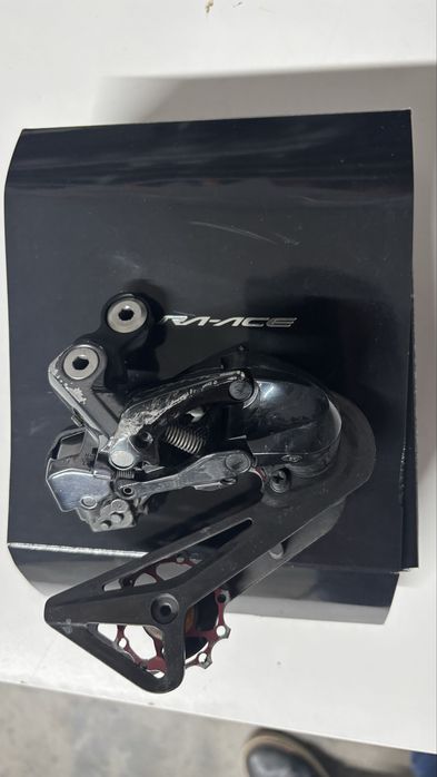 Desviador traseiro Dura ace DI2