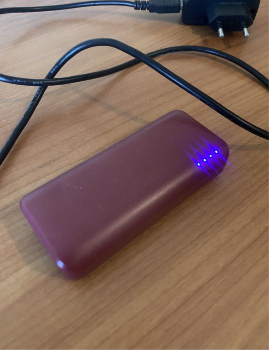 Powerbank 2000 com carregador de parede incluido