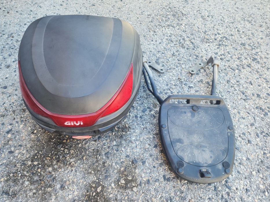 Top case givi nmax