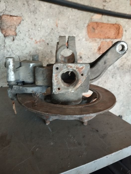 Zwrotnica zacisk chamilcowyprawy Microcar Mgo i inne
