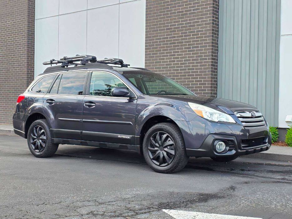 Subaru Outback Limited      2013