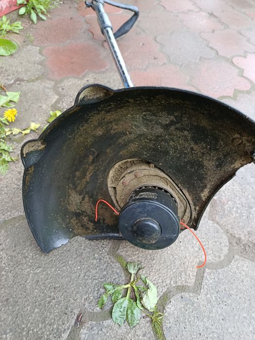Електротріммер повербош