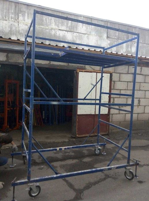 Вишка тура пересувна збірно-розбірна