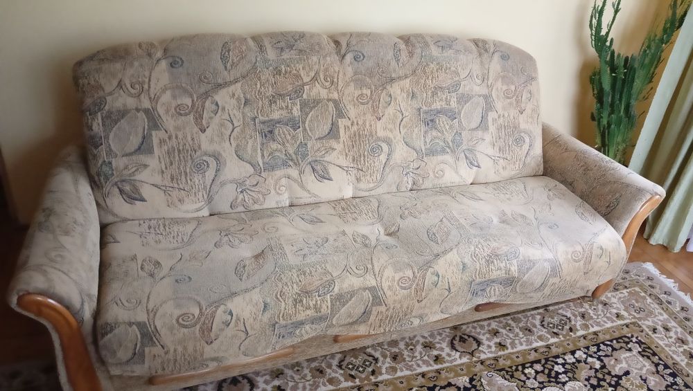 Sprzedam Wersalkę Kanapa Wersalka