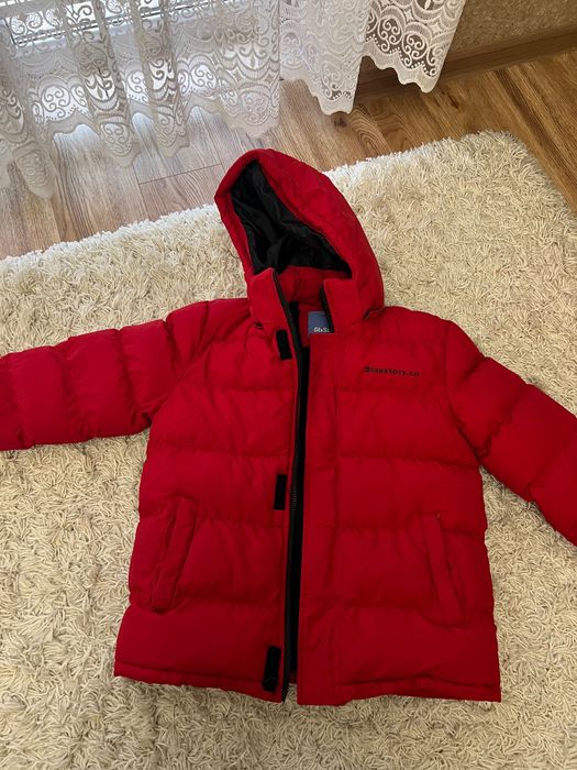 Зимова куртка розмір 146/152