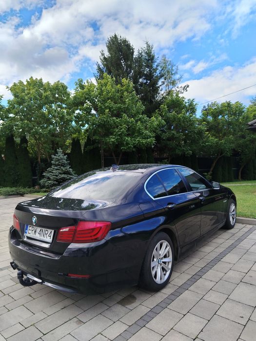 BMW  F10  manual