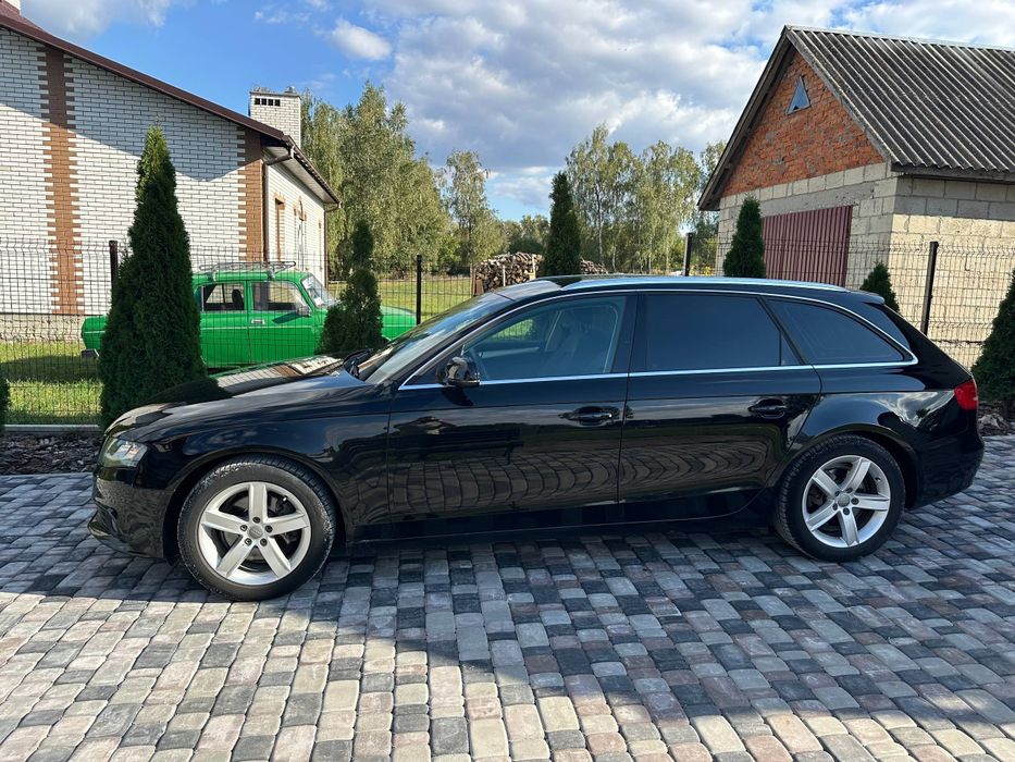 Продам автомобіль Audi A4