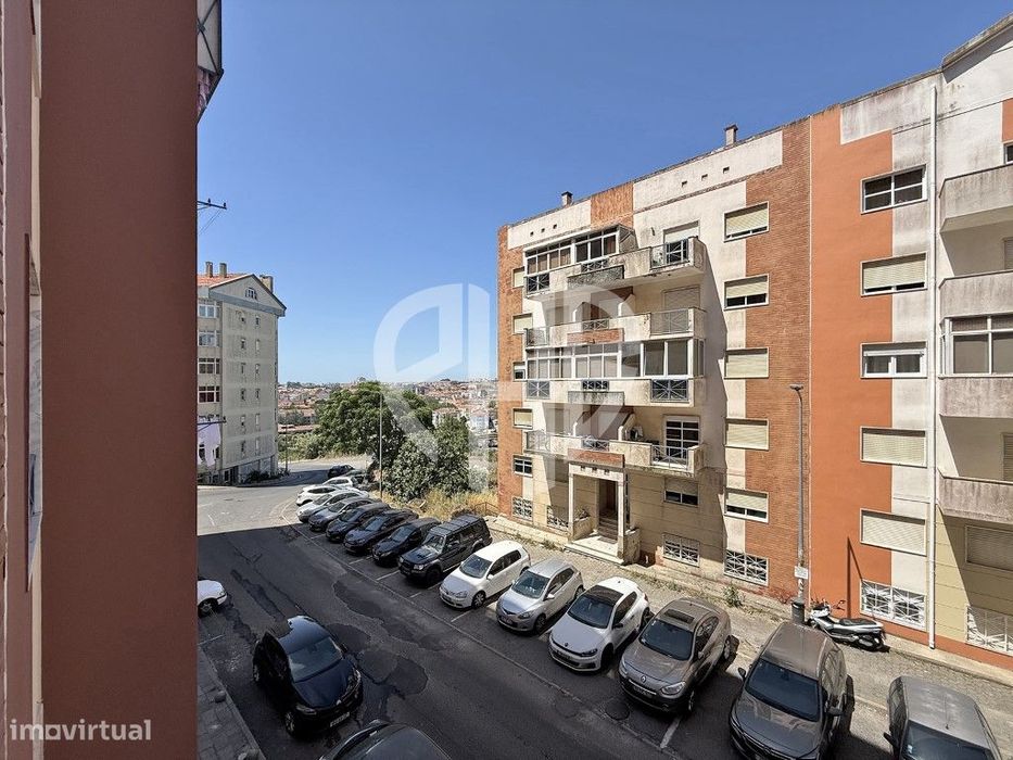 Apartamento T2 // Tapada das Mercês