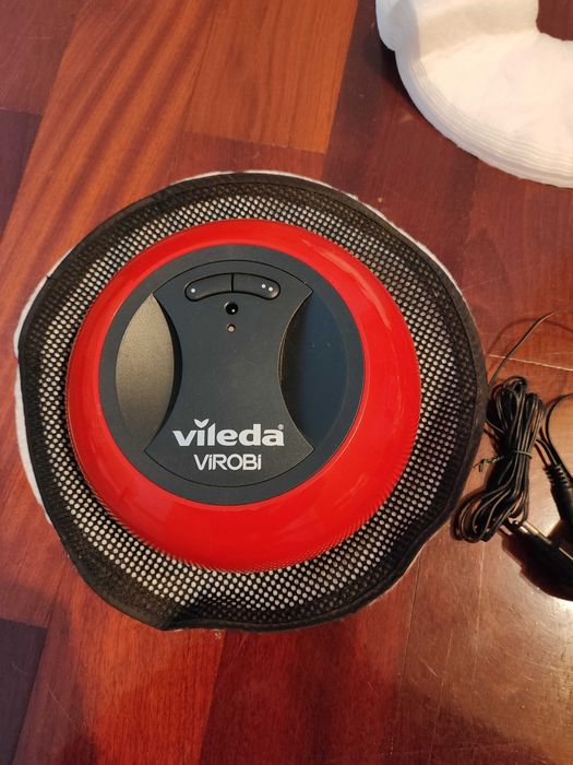 Robô com Mopa Vileda ViROBi Robot Slim Navegação Autonoma