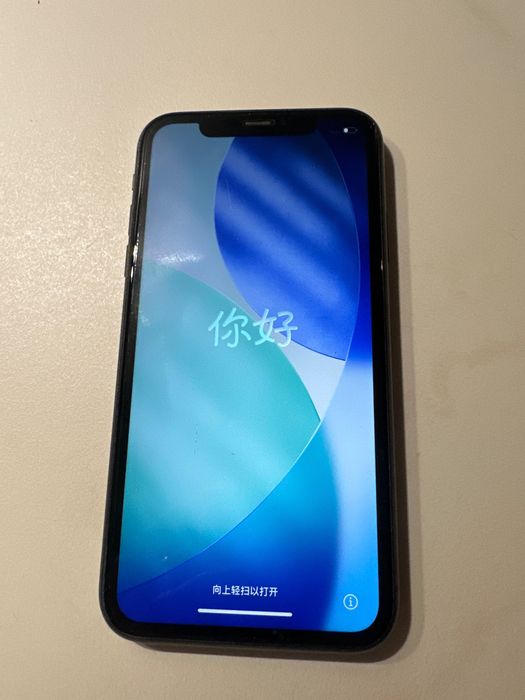 iPhone 11 em bom estado